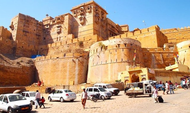 best hotels in jaisalmer for family