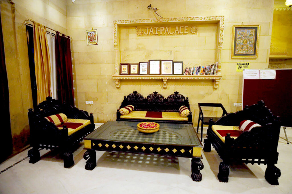 best luxury hotel in jaisalmer